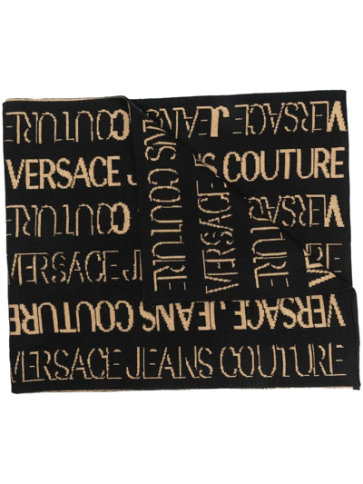 Shop Versace Jeans Couture Logo-print Knitted Scarf In Schwarz