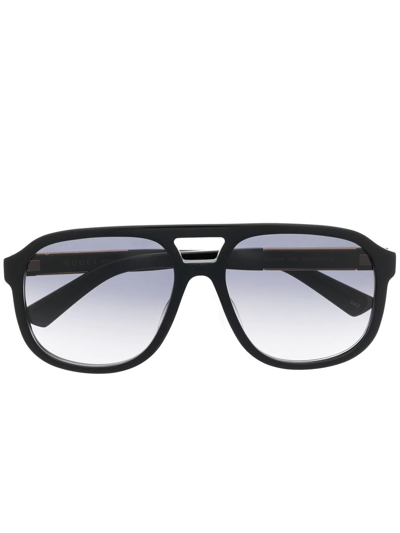 Shop Gucci Logo-plaque Oversize-frame Sunglasses In Schwarz