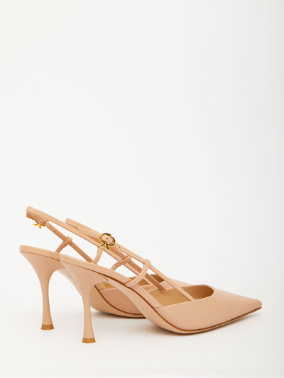 Shop Gianvito Rossi Ascent Powder Pink Pumps In Nude