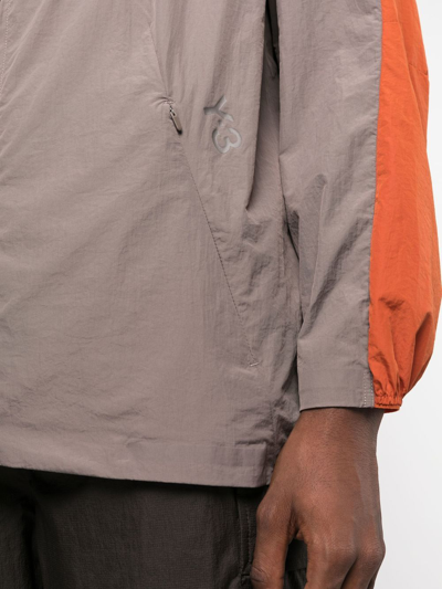 Y-3 Colour-block Hooded Jacket In 灰色
