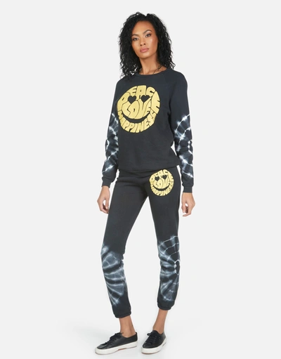 Lauren Moshi Gia Text Happy Face In Lunar Eclipse