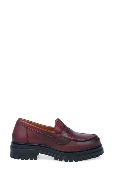 Miz Mooz Legend Platform Loafer In Bordeaux Antique