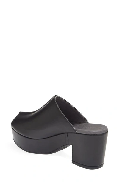 Chocolat Blu Platform Slide Sandal In Black Leather