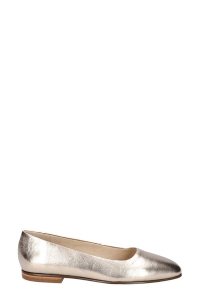 Bella Vita Vivien Womens Leather Dressy Pointed Toe Flats In Champagne Leather