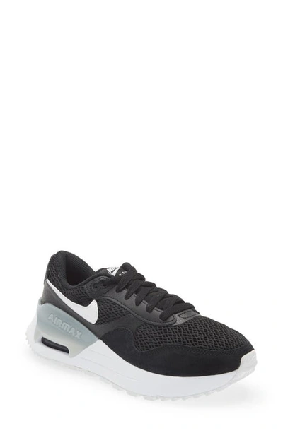 women's 'air max oketo black and white