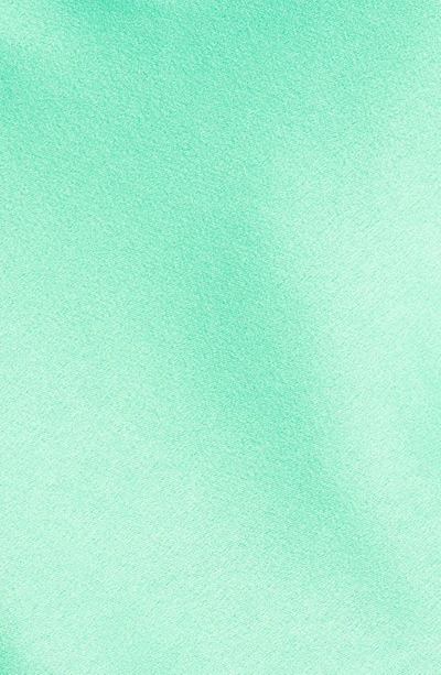 Alice And Olivia Classic Harmon Drapey Slip Tank In Garden Green