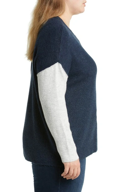 Vince Camuto Extended Shoulder Colorblock Sweater In Vintage Blue/ Silver Hthr