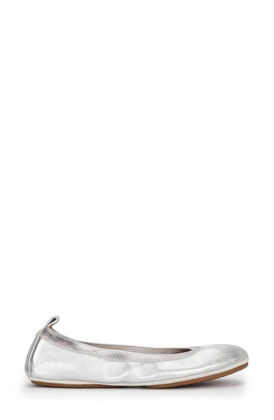 Yosi Samra Samara Foldable Ballet Flat In Silver