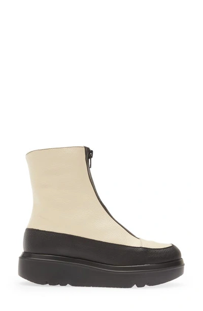 Wonders Front Zip Bootie In Black Cream