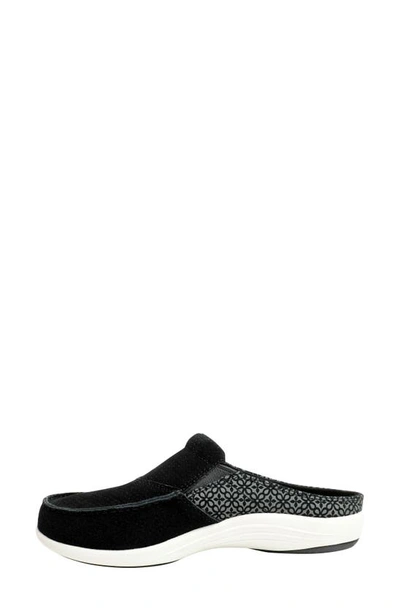 Revitalign Siesta Orthotic Clog Sneaker In Black