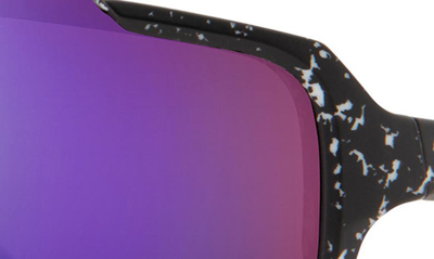Shop Smith Flywheel 130mm Chromapop™ Shield Sunglasses In Matte Black Marble / Violet