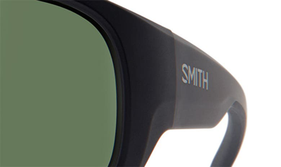 Shop Smith Spinner 134mm Chromapop™ Polarized Shield Sunglasses In Matte Black / Grey Green