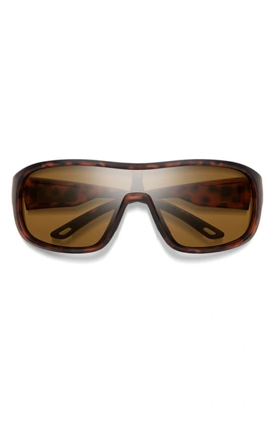 Shop Smith Spinner 134mm Chromapop™ Polarized Shield Sunglasses In Matte Tortoise / Brown