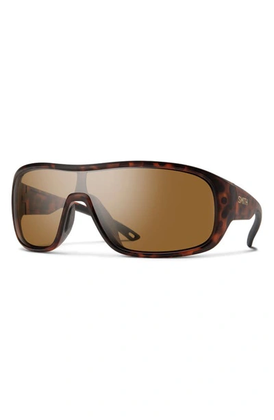 Shop Smith Spinner 134mm Chromapop™ Polarized Shield Sunglasses In Matte Tortoise / Brown