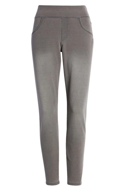 Hue Game Changing Seamless Denim Leggings In Grey Wash