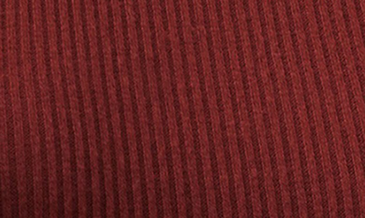 Faherty Legend&trade; Rib Roscoe Turtleneck T-shirt In Henna