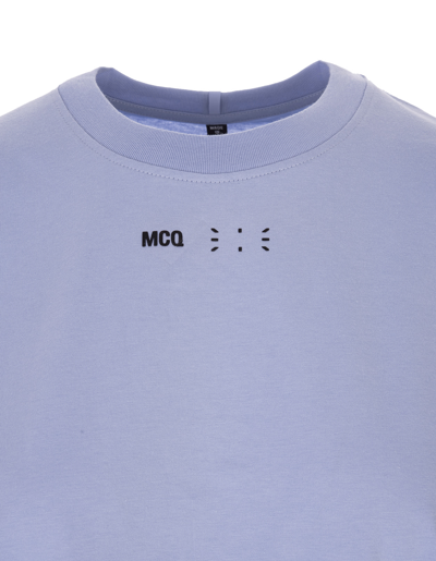 Shop Mcq By Alexander Mcqueen Woman Cornflower T-shirt With Logo In Azzurro