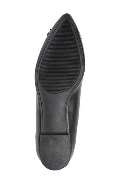 Journee Collection Renzo Flat In Black