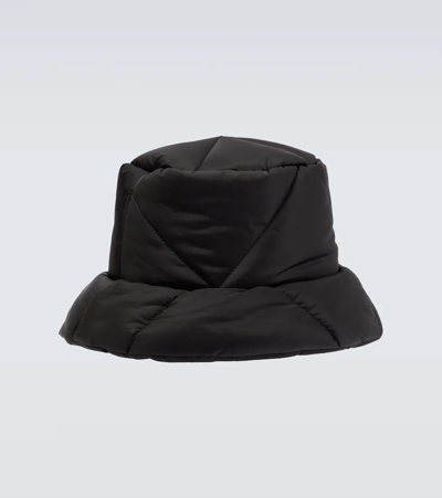 Prada Men's Re-nylon Padded Bucket Hat In Nero
