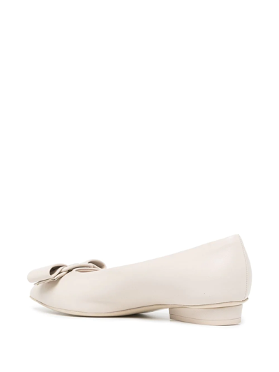 Ferragamo Viva Leather Flat Shoes In Neutrals