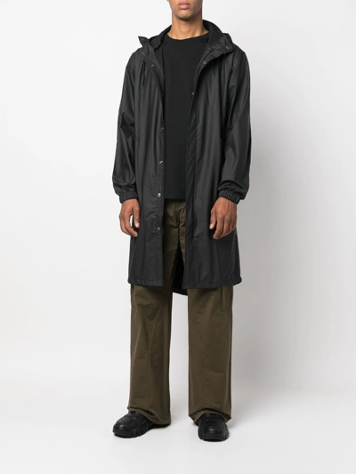 Shop Rains Zip-up Hooded Raincoat In Schwarz