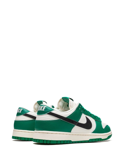 Nike Dunk Low Retro Se Basketball Sneaker In White