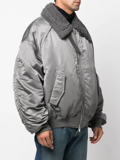 Juunj Zip-up Bomber Jacket In Grau