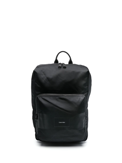 Shop Calvin Klein Logo Zipped Backpack In Schwarz