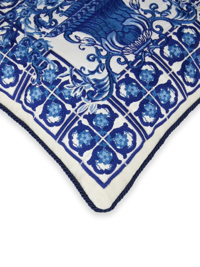 Dolce & Gabbana Embroidered Majolica-print Cushion In Blau