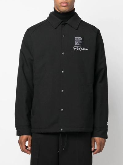 Shop Yohji Yamamoto Logo-print Wool Shirt Jacket In Schwarz