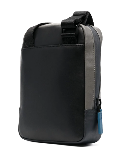 Shop Piquadro Colour-block Messenger Bag In 黑色