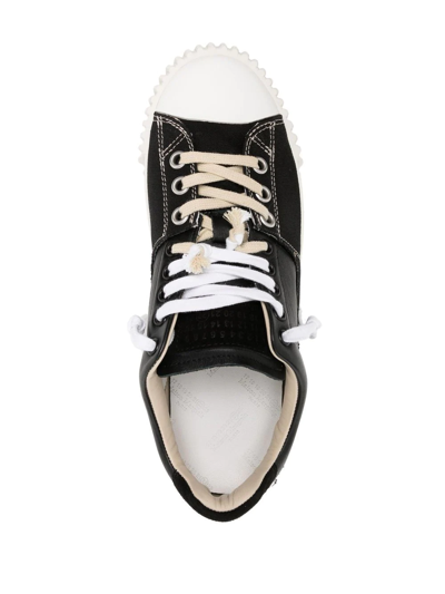 Shop Maison Margiela New Evolution Low-top Sneakers In Schwarz