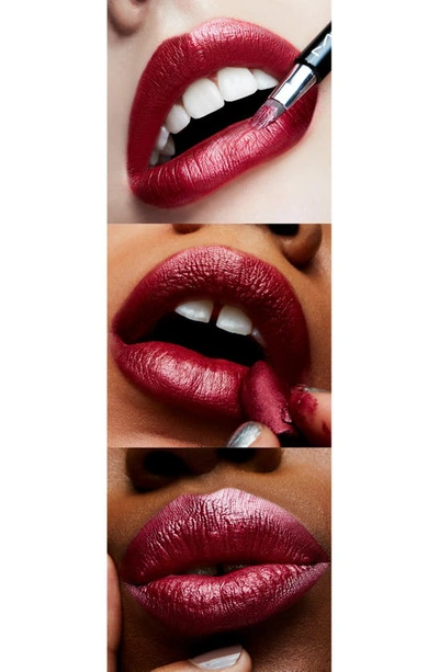 Mac Cosmetics Frost Lipstick In New York Apple (f)