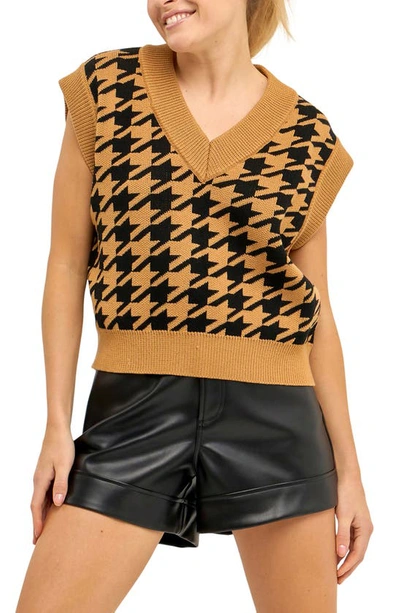 Endless Rose Houndstooth Sweater Vest In Camel
