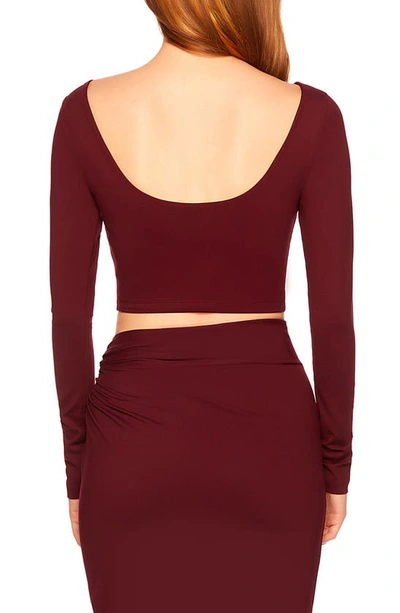 Susana Monaco Long-sleeve Scoop-back Crop Top In Port