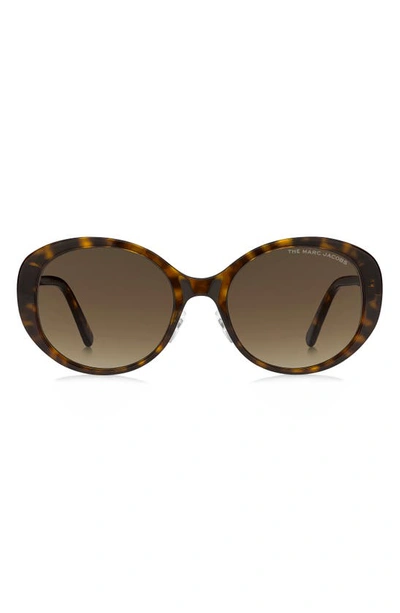 Shop Marc Jacobs 54mm Gradient Round Sunglasses In Havana / Brown Gradient