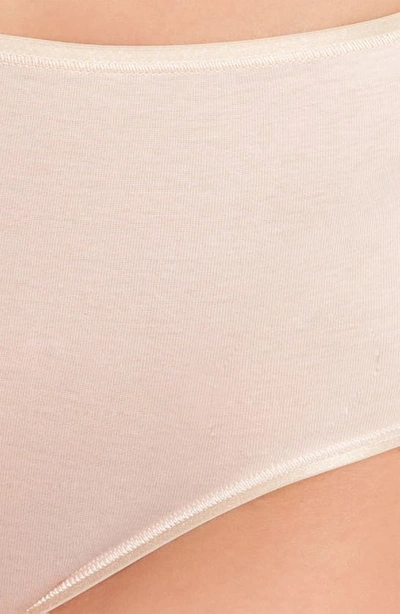 Hanro Seamless Cotton Full-cut Briefs In Beige