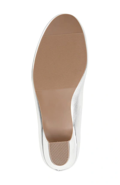 Journee Collection Collection Women's Comfort Saar Pump In Silver