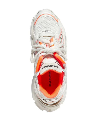 Shop Balenciaga Runner Low-top Sneakers In Weiss