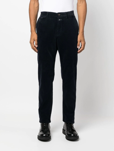 Shop Closed Atelier Tapered Jeans In Blau