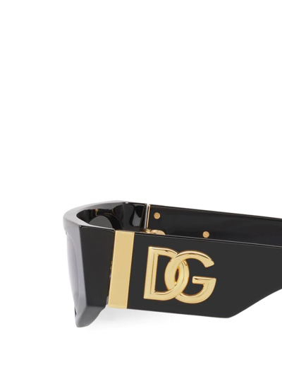 Shop Dolce & Gabbana Dg Logo Sunglasses In Schwarz
