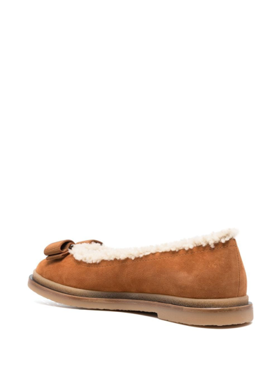 Ferragamo Varina Shearling-lined Bow-embellished Suede Ballet Flats In Brown