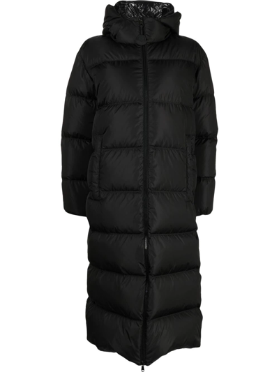 Moncler Zipped-up Padded Coat In Black