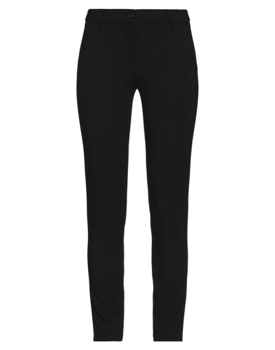 Compagnia Italiana Pants In Black