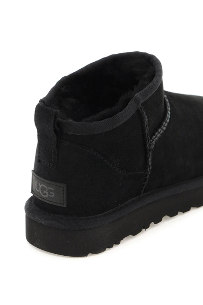 Ugg Low-cut Slip-on Boots With Twinface Lining And Textured Sole In Black