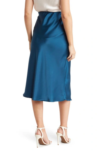 Renee C Solid Satin Midi Skirt In Teal