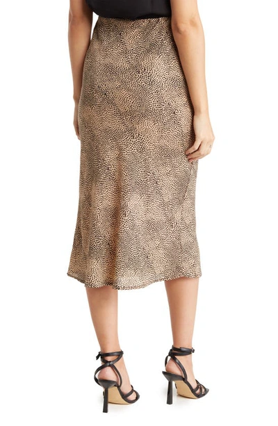 Renee C Ditsy Leopard Print Midi Skirt In Taupe