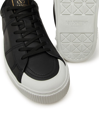 Shop Valentino Sneaker Cityplanet In No Black White