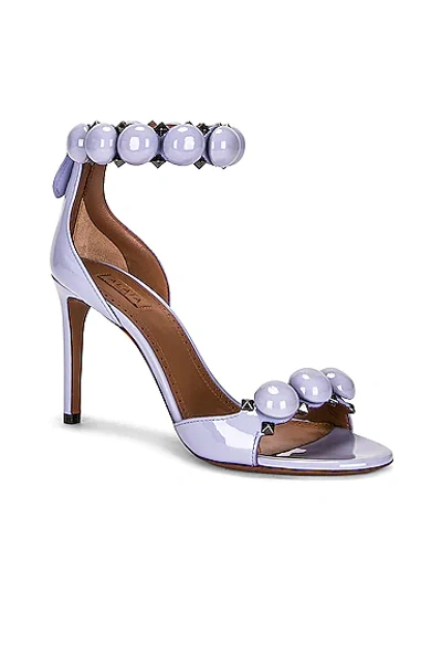 Alaïa La Bombe 90 Sandals In Parme Clair