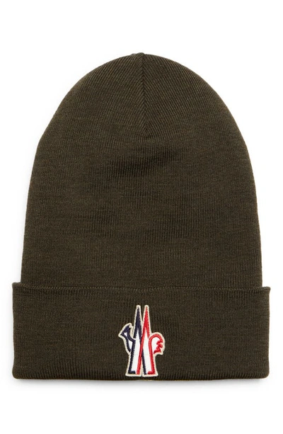 Moncler Logo Patch Ribbed Virgin Wool Beanie In Olive
